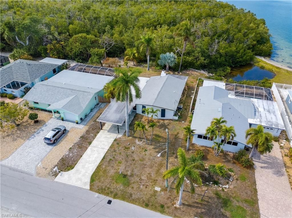 455 Donora Blvd, Fort Myers Beach, FL 33931 Photo