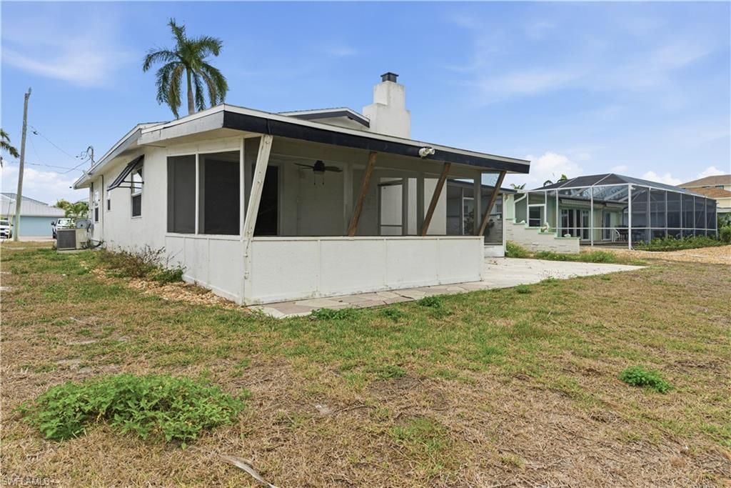 455 Donora Blvd, Fort Myers Beach, FL 33931 Photo