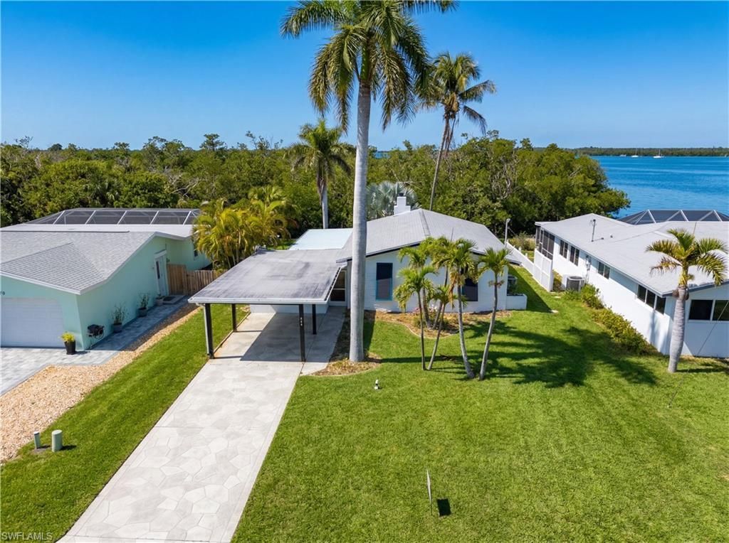 455 Donora Blvd, Fort Myers Beach, FL 33931 Photo