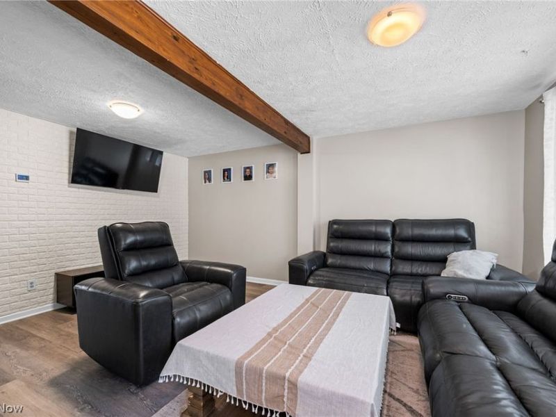 7390 Willow Run Drive , Mentor, OH 44060 Photo 4