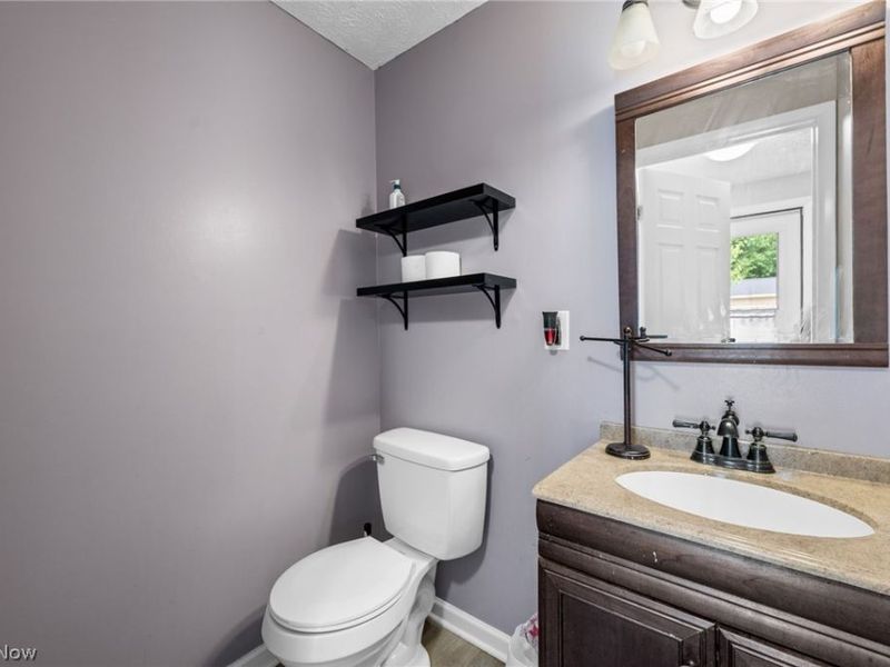 7390 Willow Run Drive , Mentor, OH 44060 Photo 5