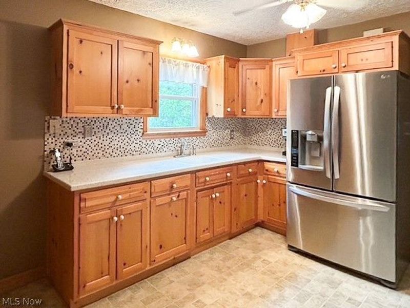 110 Railroad Street, Lagrange, OH 44050 Photo 5
