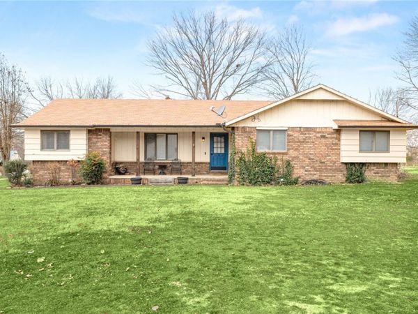 11680 Amy Avenue, Rogers, AR 72756