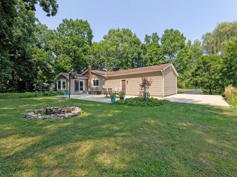579 N County Line Road, Sunbury, OH 43074 Photo 3