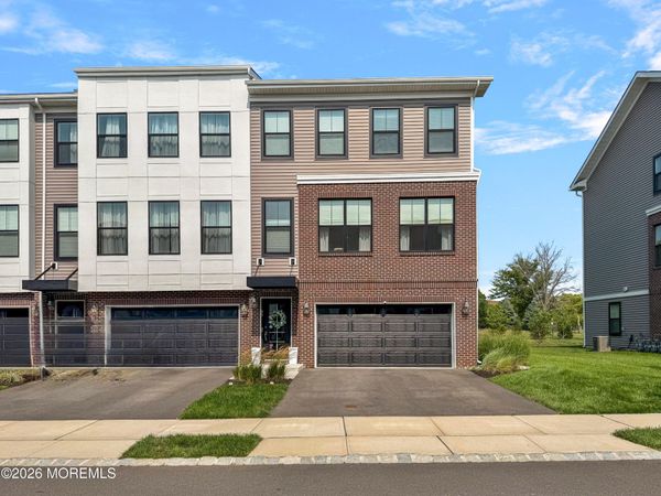 89 Bataan Avenue, Tinton Falls, NJ 07724