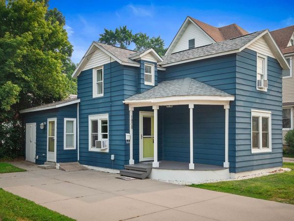 1808 ELLIS STREET, Stevens Point, WI 54481