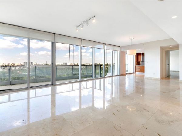 2627 S Bayshore Dr , Unit 1008, Miami, FL 33133