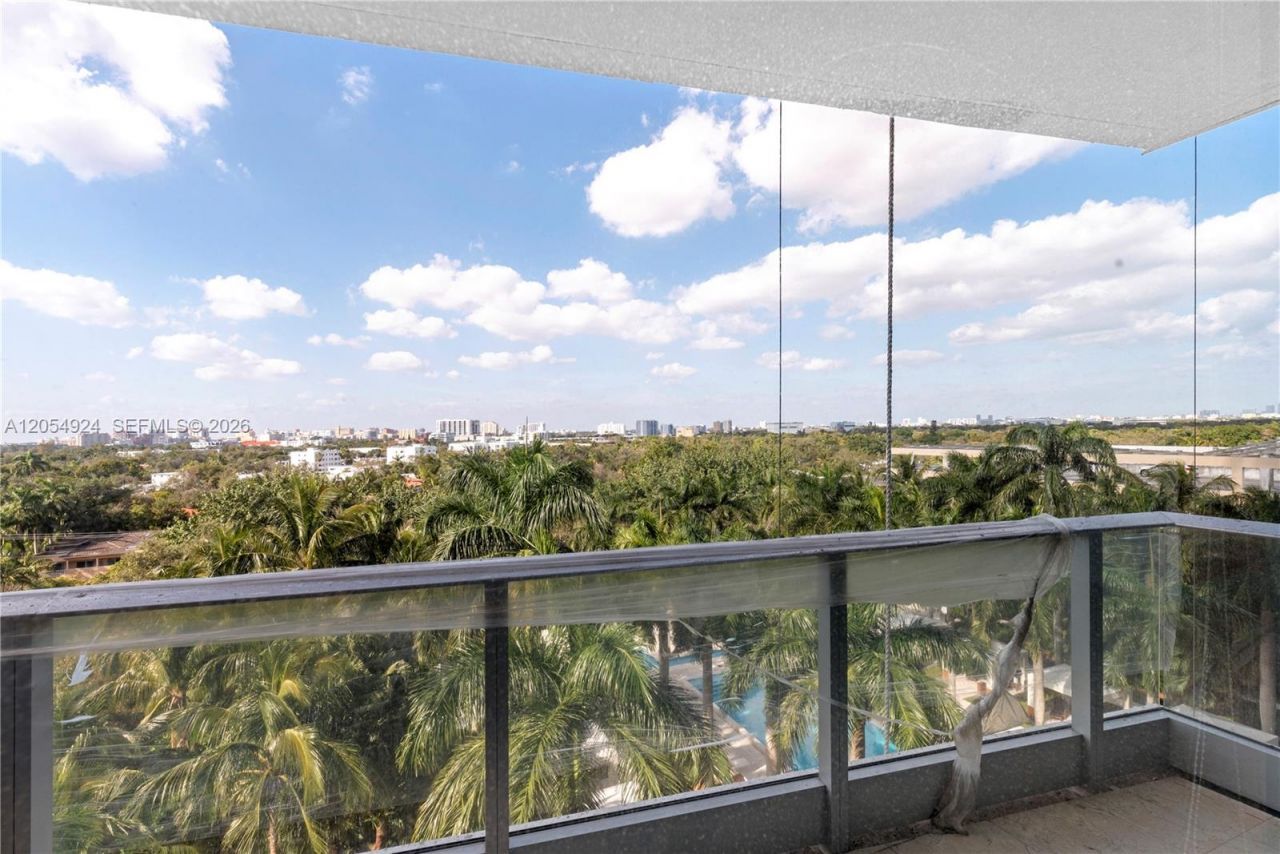 2627 S Bayshore Dr , Unit 1008, Miami, FL 33133 Photo