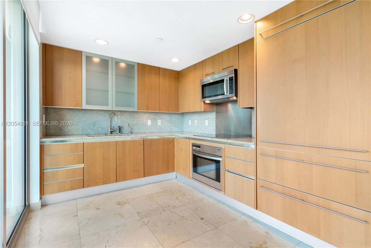 2627 S Bayshore Dr , Unit 1008, Miami, FL 33133 Photo