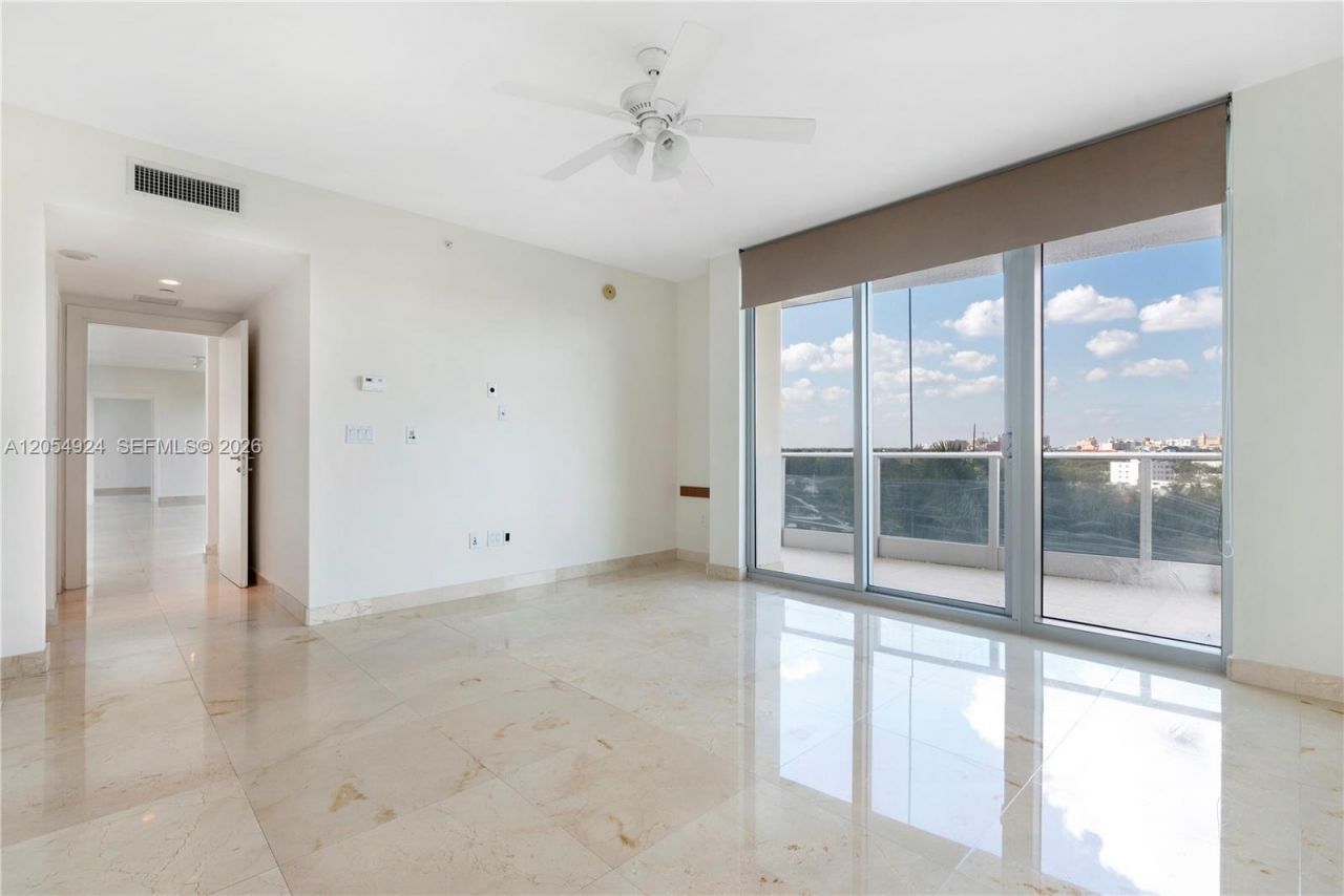 2627 S Bayshore Dr , Unit 1008, Miami, FL 33133 Photo
