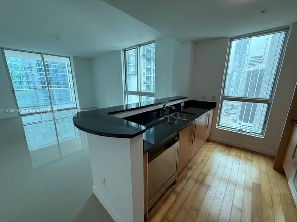 300 S Biscayne Blvd, Unit T-3301, Miami, FL 33131