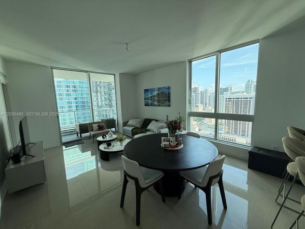 300 S Biscayne Blvd , Unit T-3301, Miami, FL 33131
