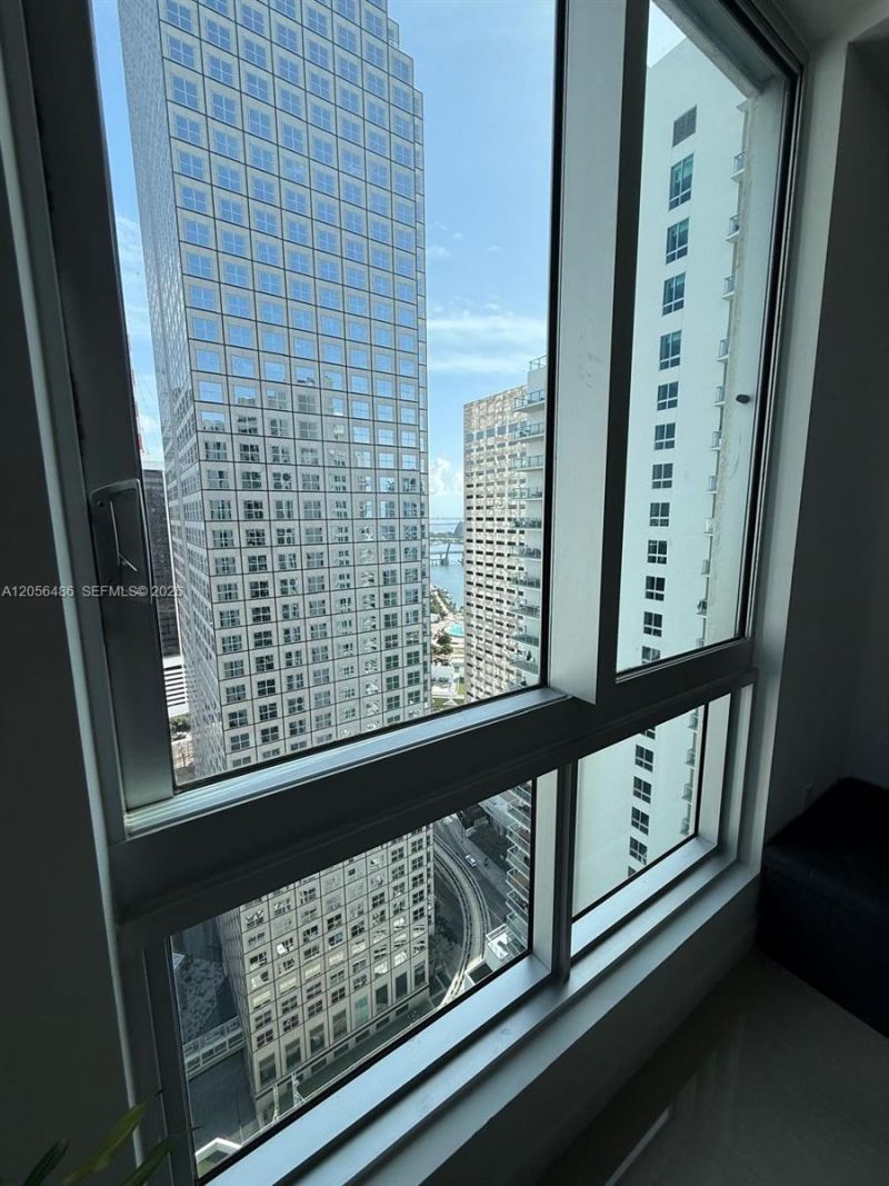 300 S Biscayne Blvd , Unit T-3301, Miami, FL 33131 Photo