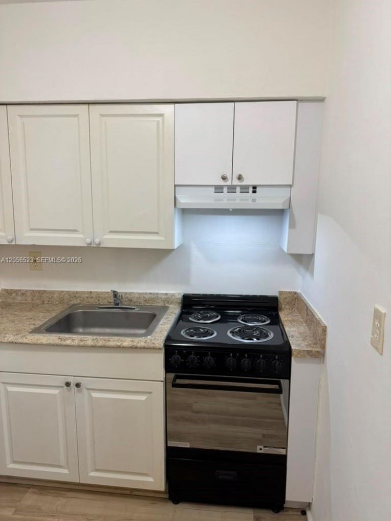 1510 NW 68th St, Unit 9, Miami, FL 33147 Photo