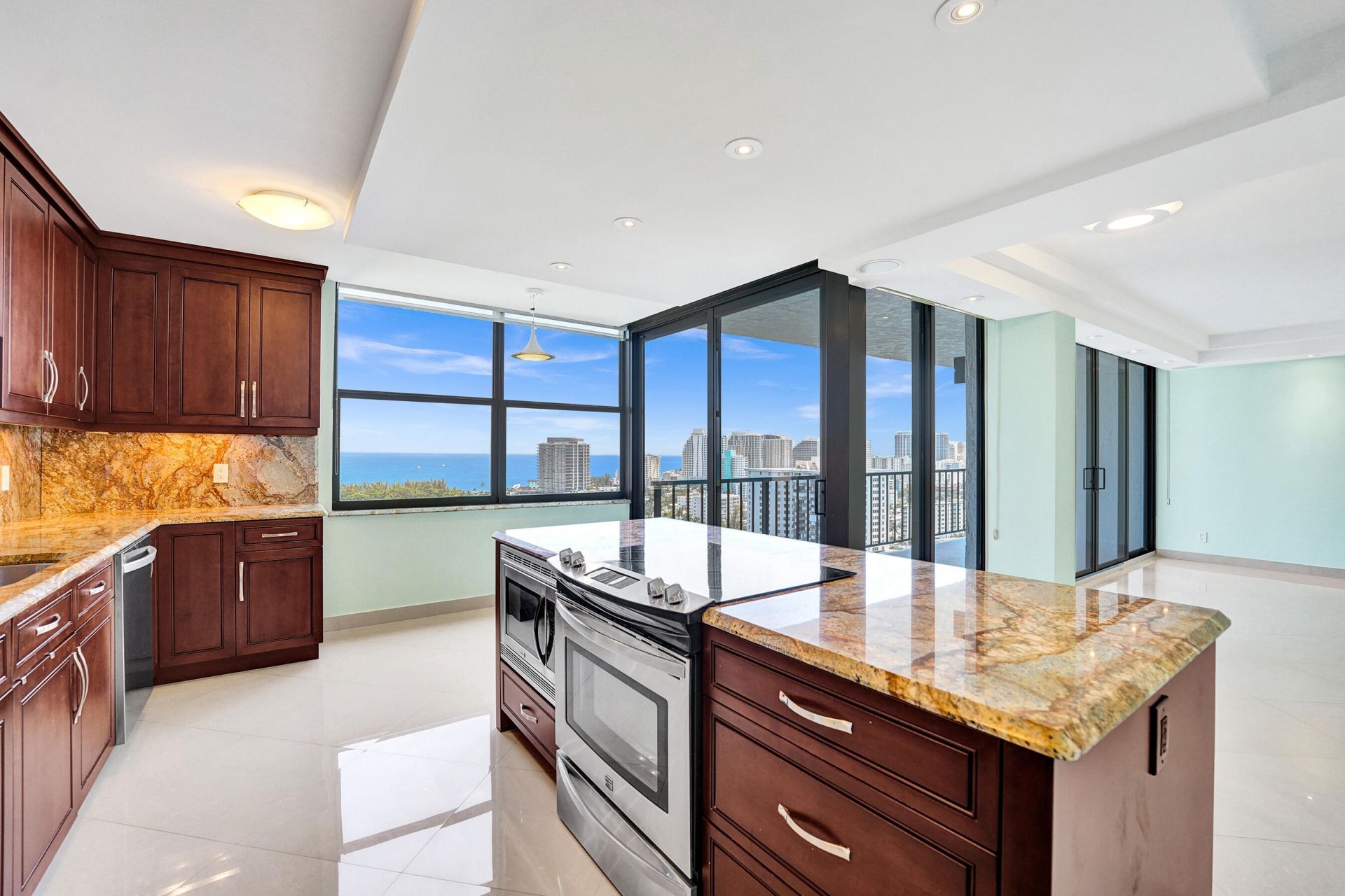 936 Intracoastal Drive, Unit 22F, Fort Lauderdale, FL 33304 Photo