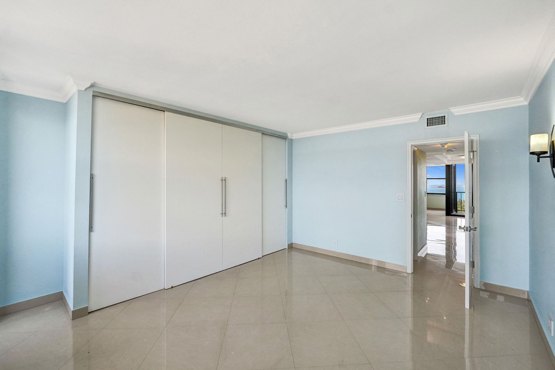 936 Intracoastal Drive, Unit 22F, Fort Lauderdale, FL 33304 Photo