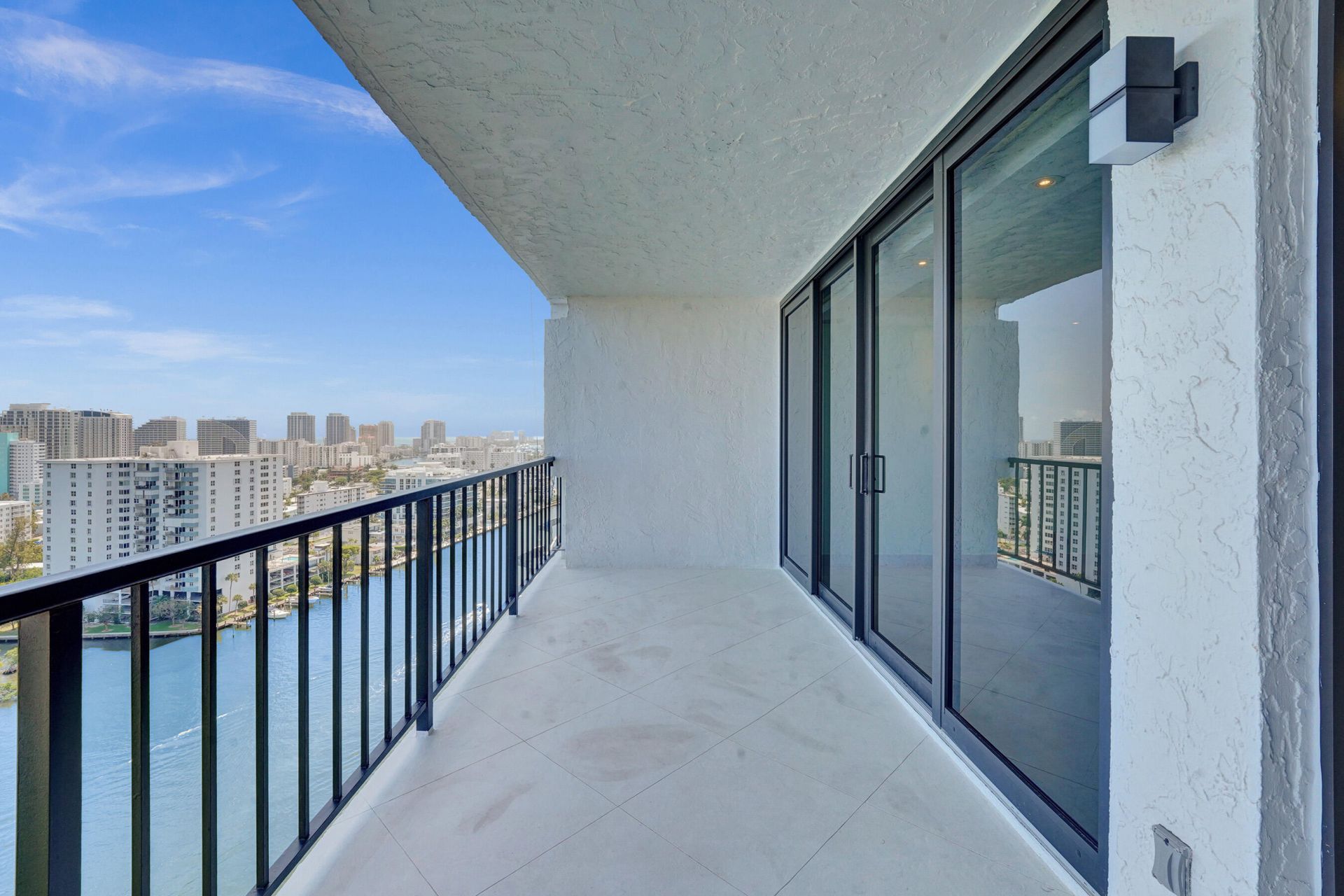 936 Intracoastal Drive, Unit 22F, Fort Lauderdale, FL 33304 Photo