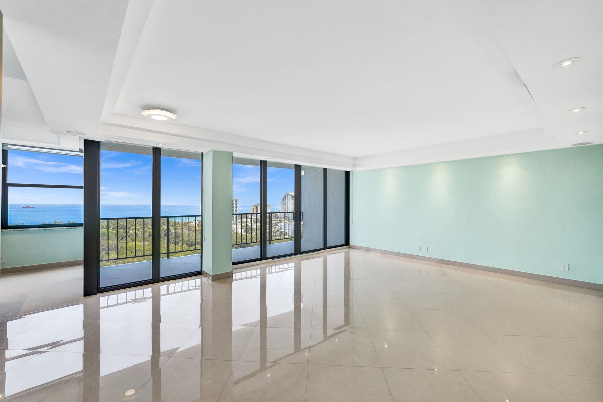 936 Intracoastal Drive, Unit 22F, Fort Lauderdale, FL 33304 Photo