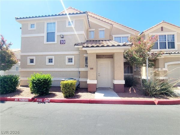 5855 Valley Drive, Unit 2048, North Las Vegas, NV 89031