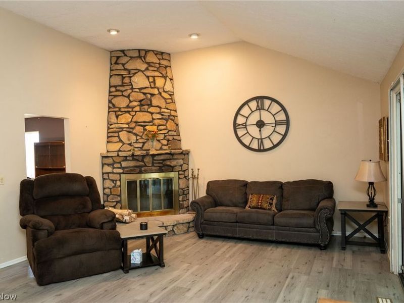 27561 Linwood Circle, North Olmsted, OH 44070 Photo 33