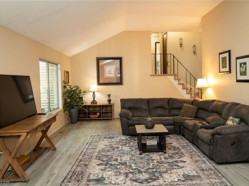 27561 Linwood Circle, North Olmsted, OH 44070 Photo 34