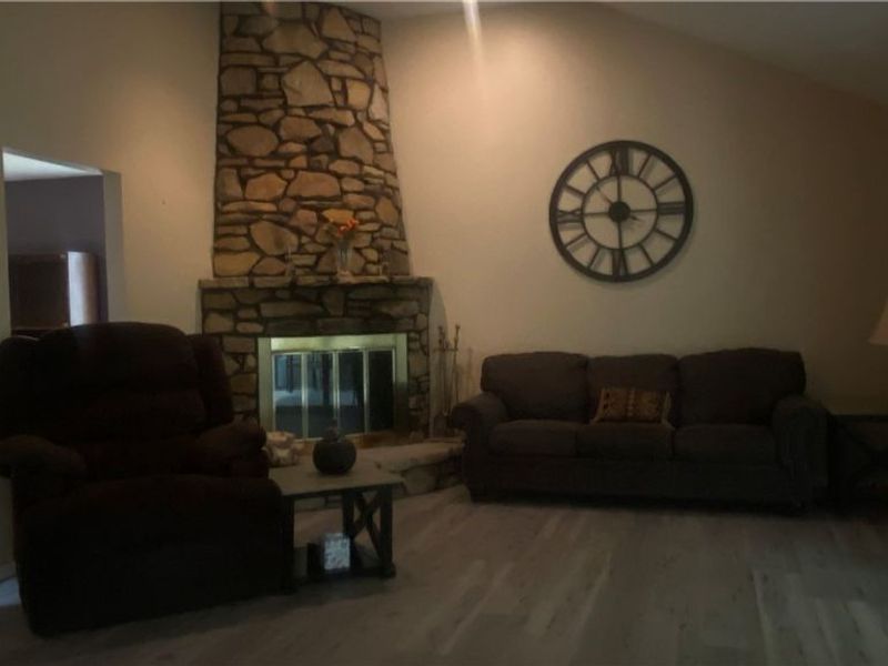 27561 Linwood Circle, North Olmsted, OH 44070 Photo 6
