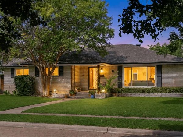 2677 Heatherwood Drive, Dallas, TX 75228