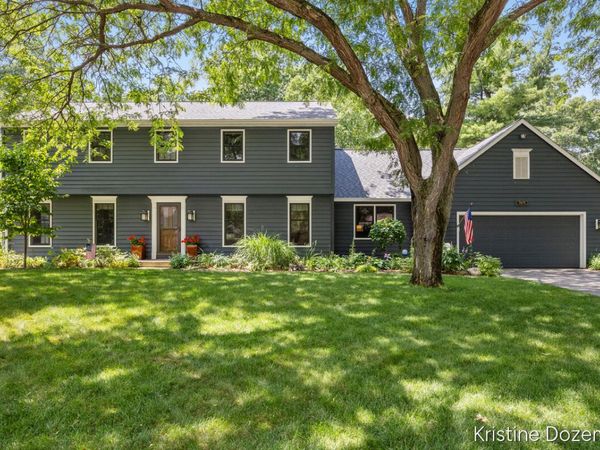7679 Candlewood Drive SE, Ada, MI 49301
