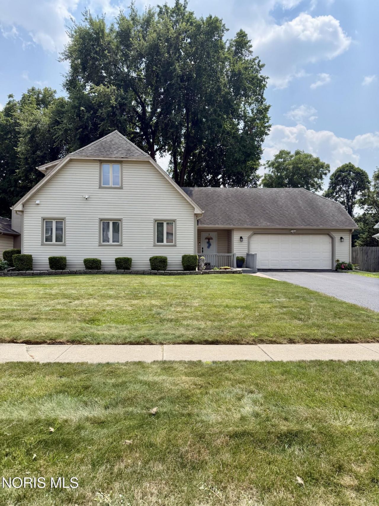 6501 Danny Lane, Maumee, OH 43537 Main Photo