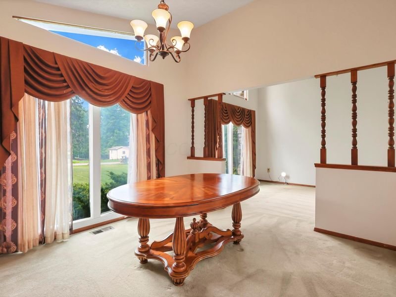 3350 Sycamore Knoll Drive, Columbus, OH 43219 Photo 14