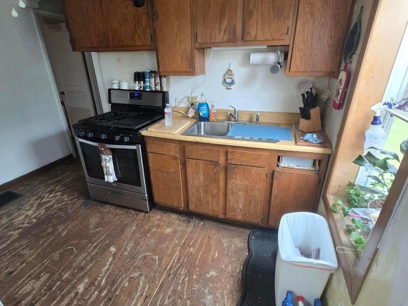 2278 Holt Avenue , Columbus, OH 43219 Photo 8