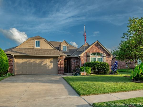 1825 E Laredo Street, Broken Arrow, OK 74012