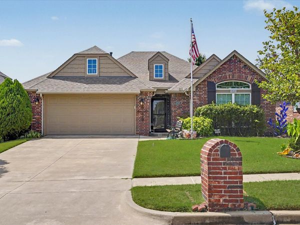 1825 E Laredo Street, Broken Arrow, OK 74012