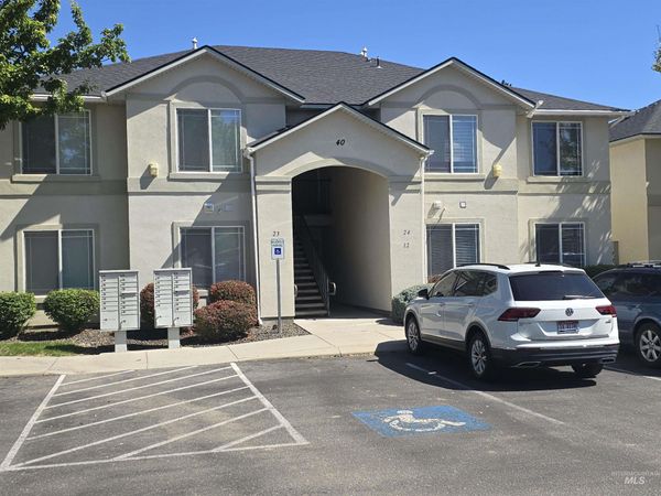 1805 E Overland Rd. Building 40, Meridian, ID 83642