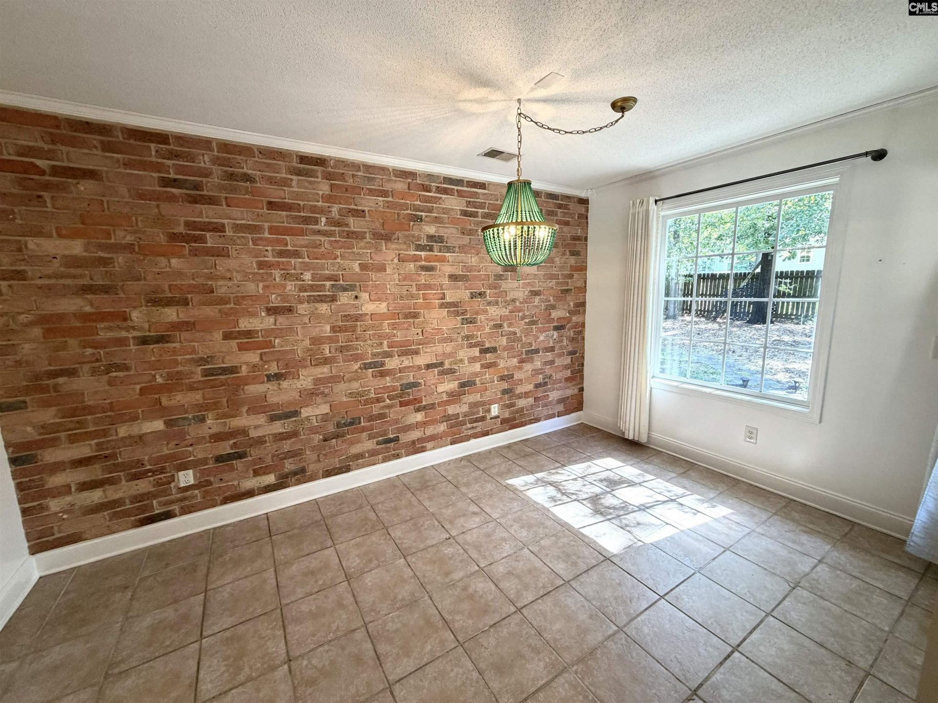 731 Burnside Drive  Photo 12