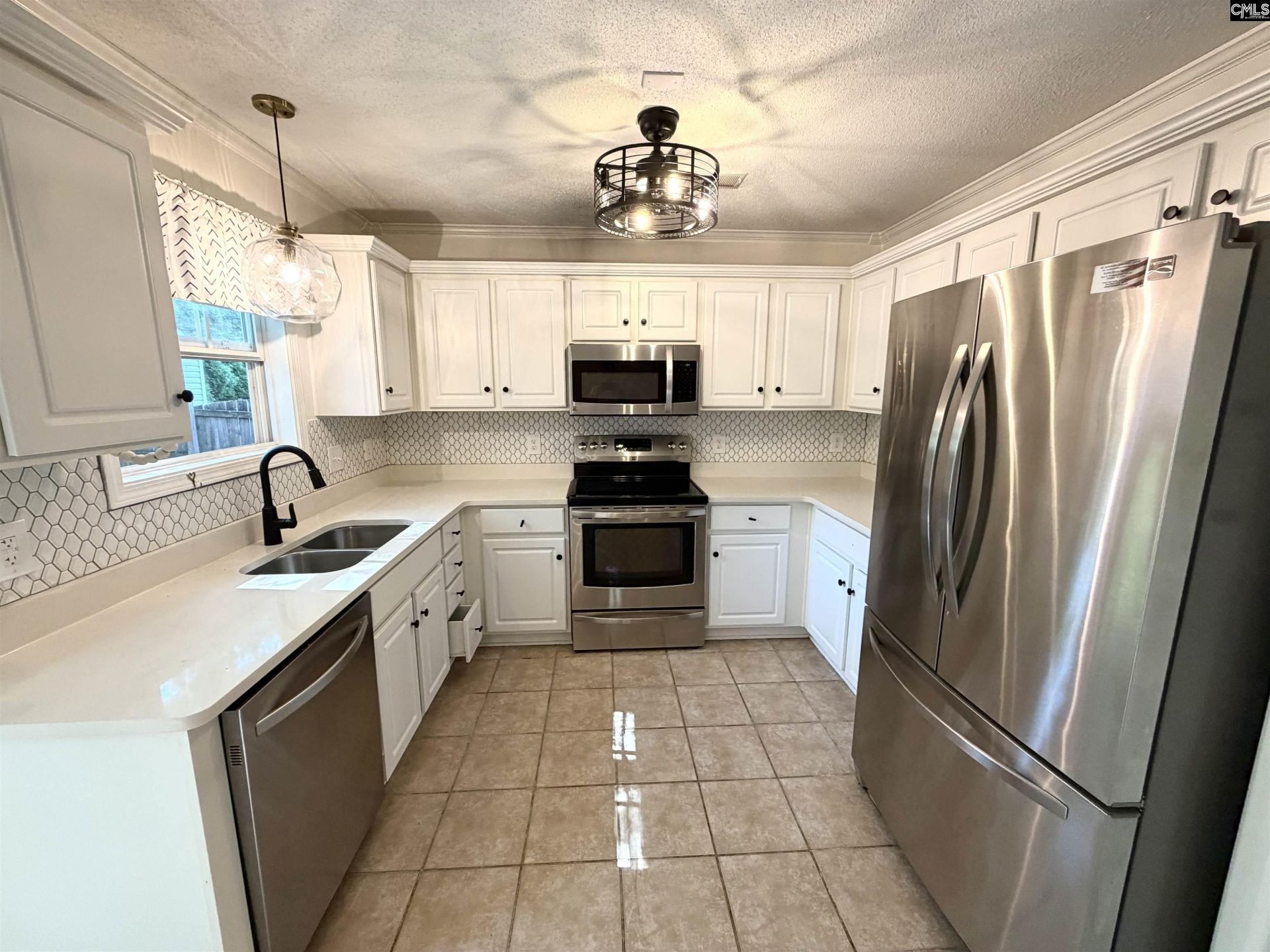 731 Burnside Drive  Photo 7