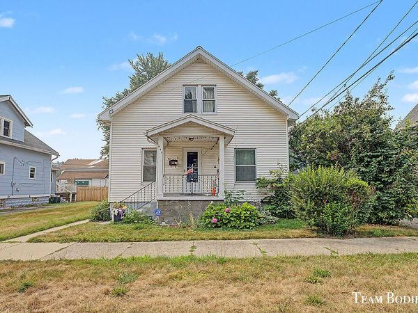 440 Webster Street NW, Grand Rapids, MI 49504