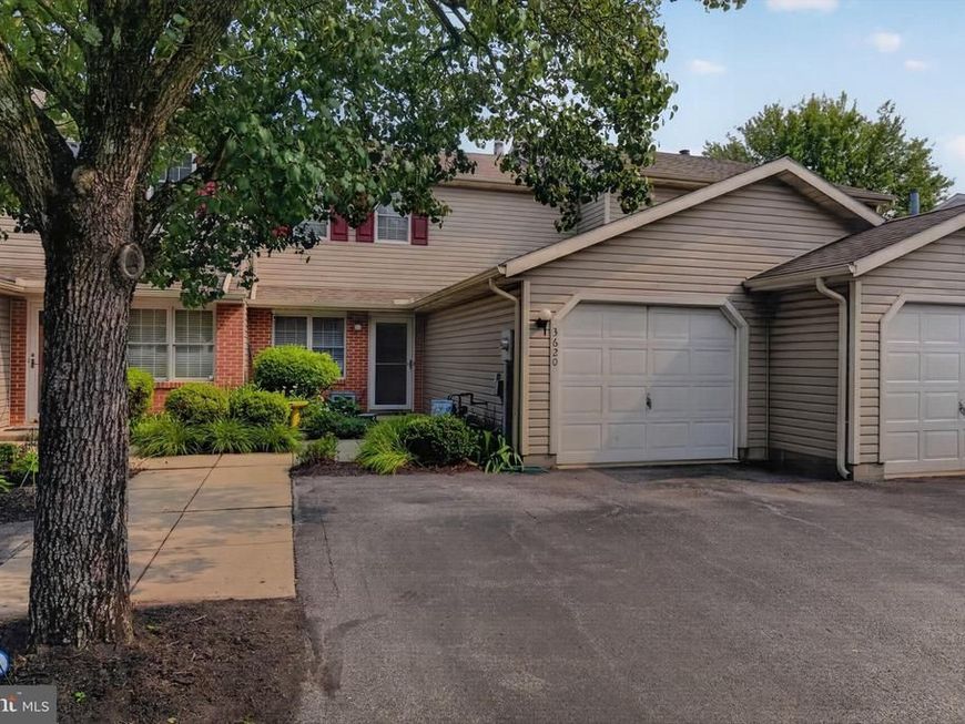 3620 Pleasant Valley Road, Unit 10, York, PA 17406 Main Photo
