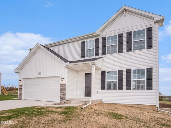 108 Harvest Drive, Deshler, OH 43516