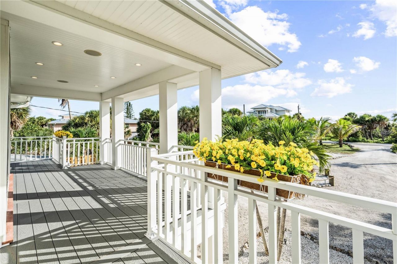 550 N Gulf Boulevard, Placida, FL 33946 Photo