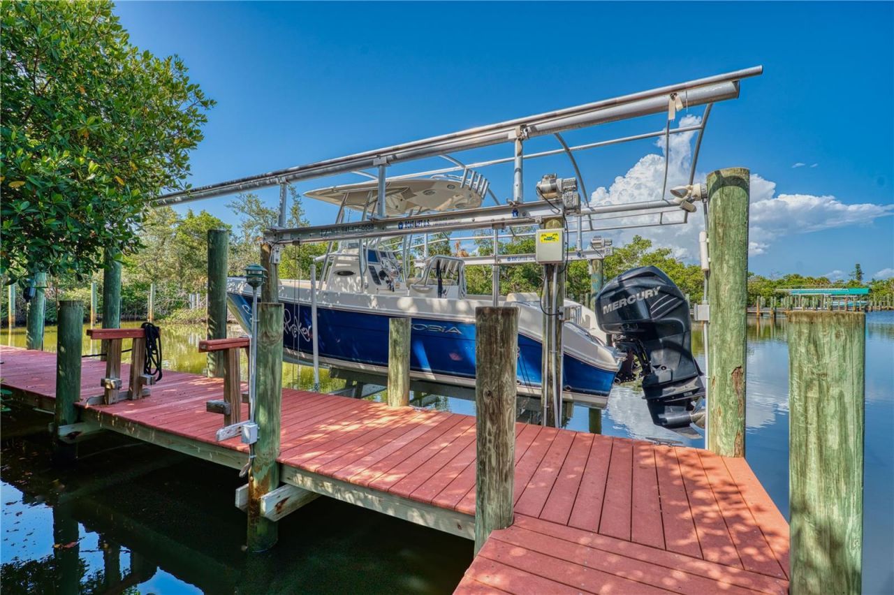 550 N Gulf Boulevard, Placida, FL 33946 Photo