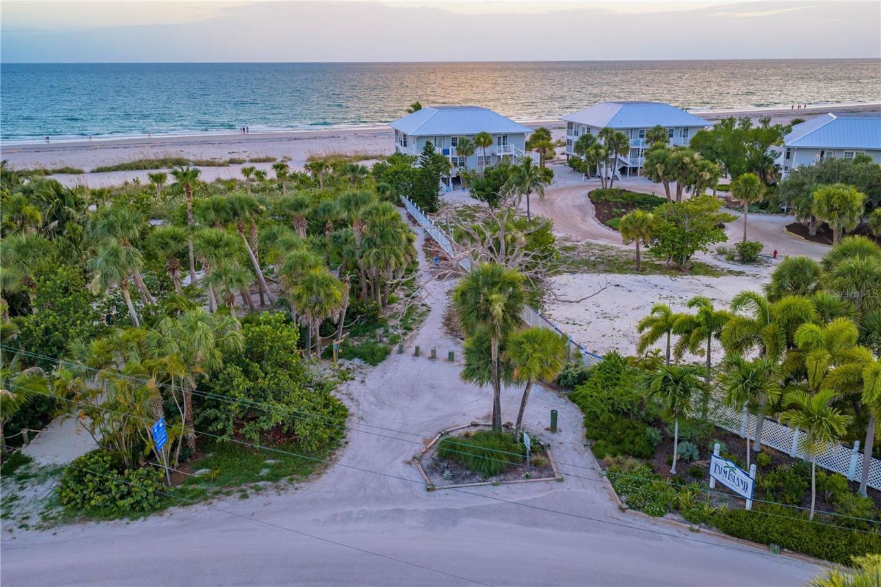550 N Gulf Boulevard, Placida, FL 33946 Photo