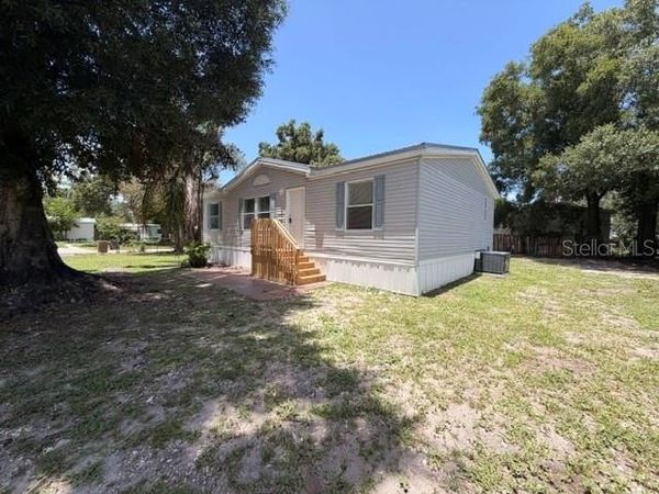 4301 SHERWICK DRIVE , TAMPA, FL 33610