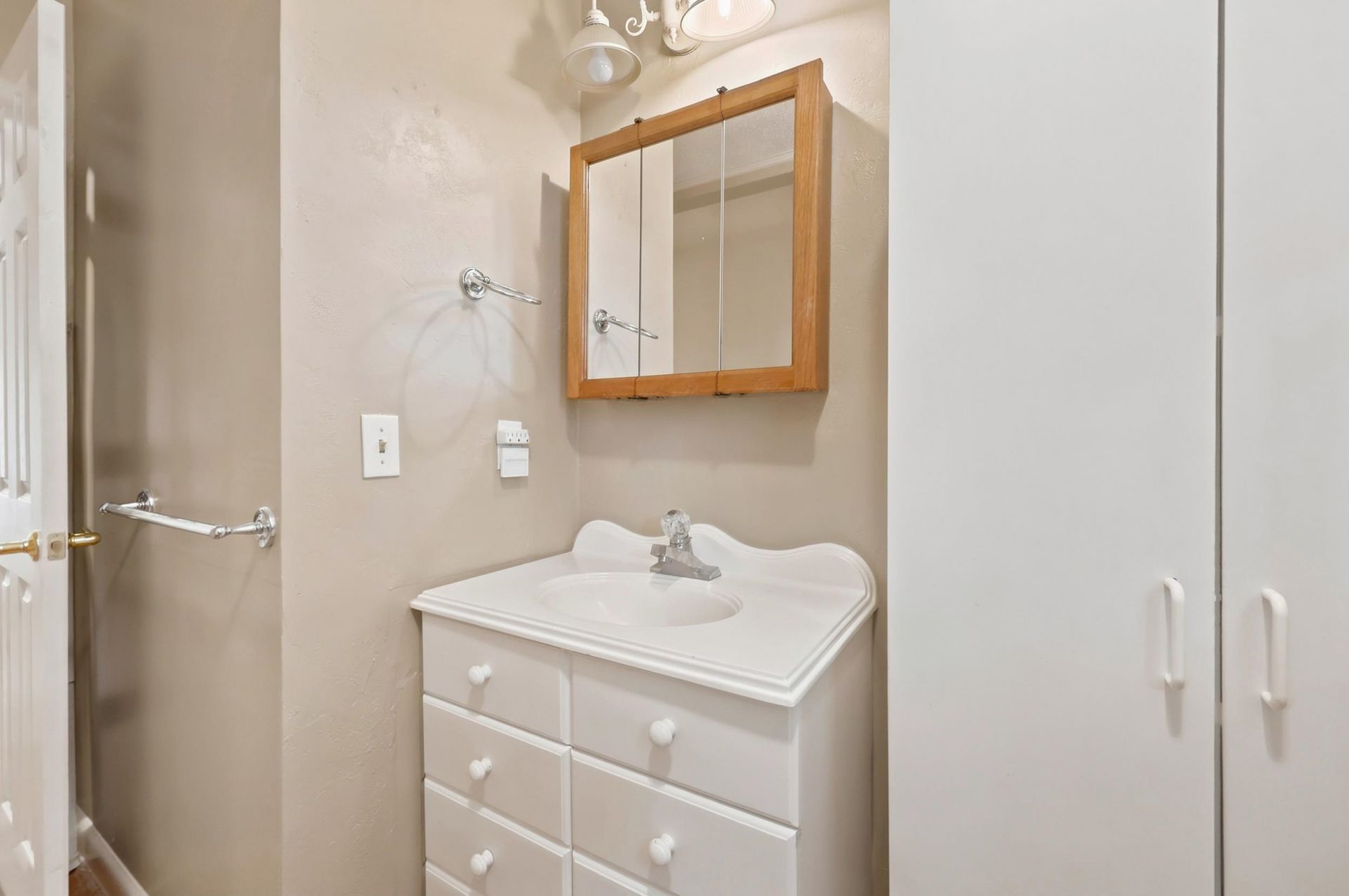 524 Maple Dr.  Photo 28