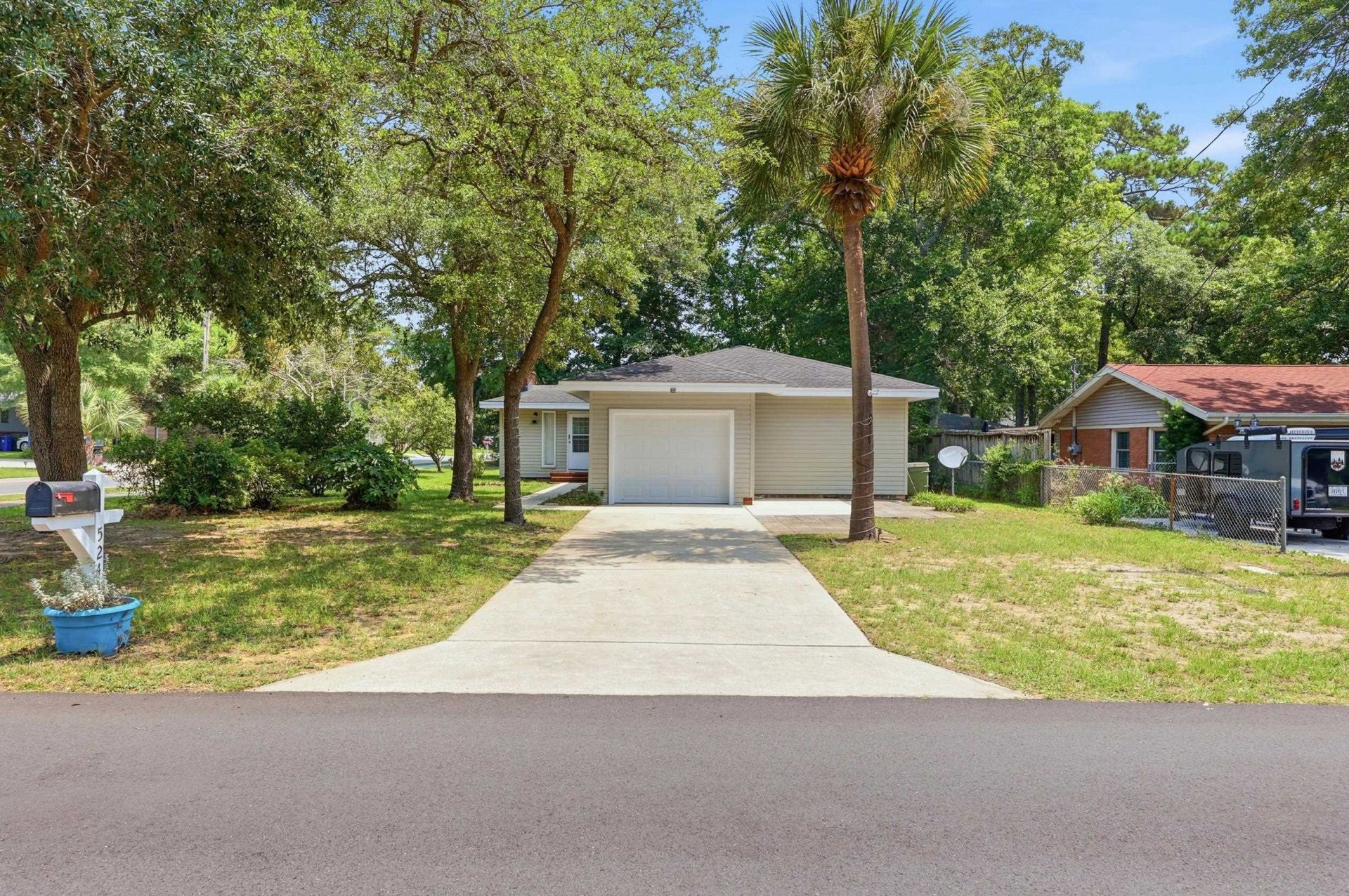 524 Maple Dr.  Photo 37