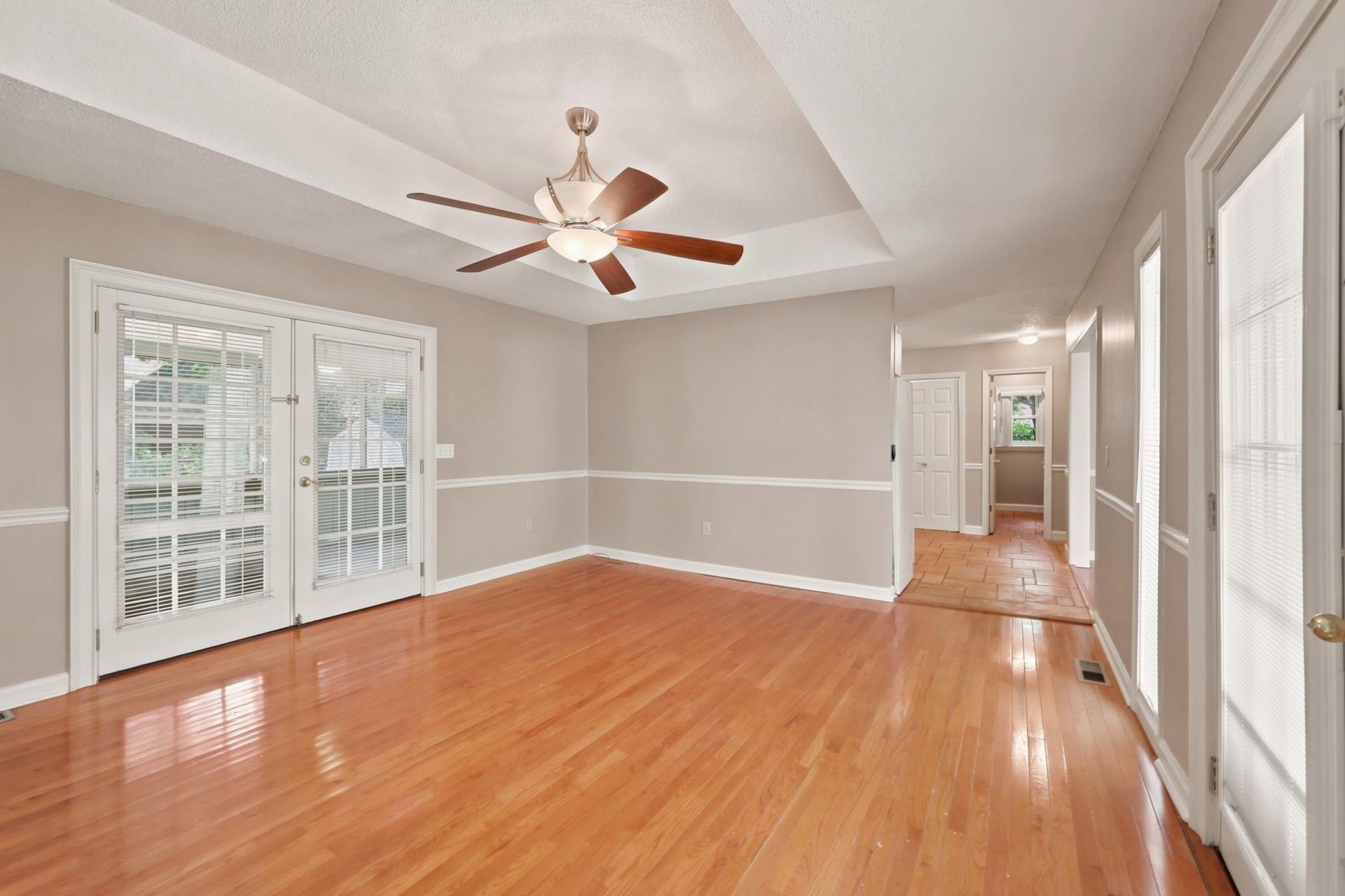 524 Maple Dr.  Photo 7