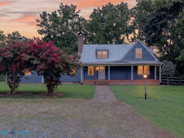 534 Hunton Lane , Lancaster, VA 22503