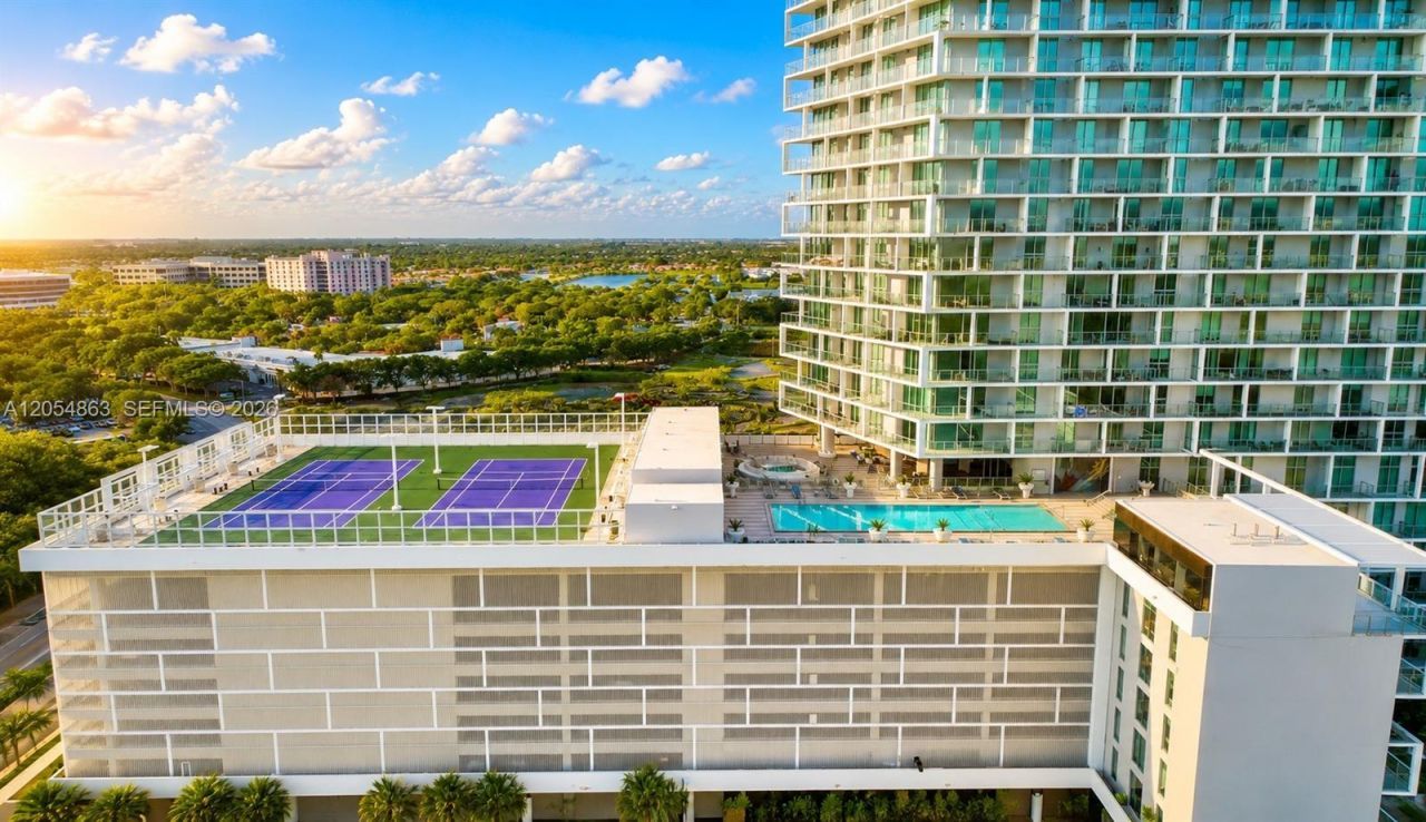 2000 Metropica Way , Unit 2011, Sunrise, FL 33323 Photo