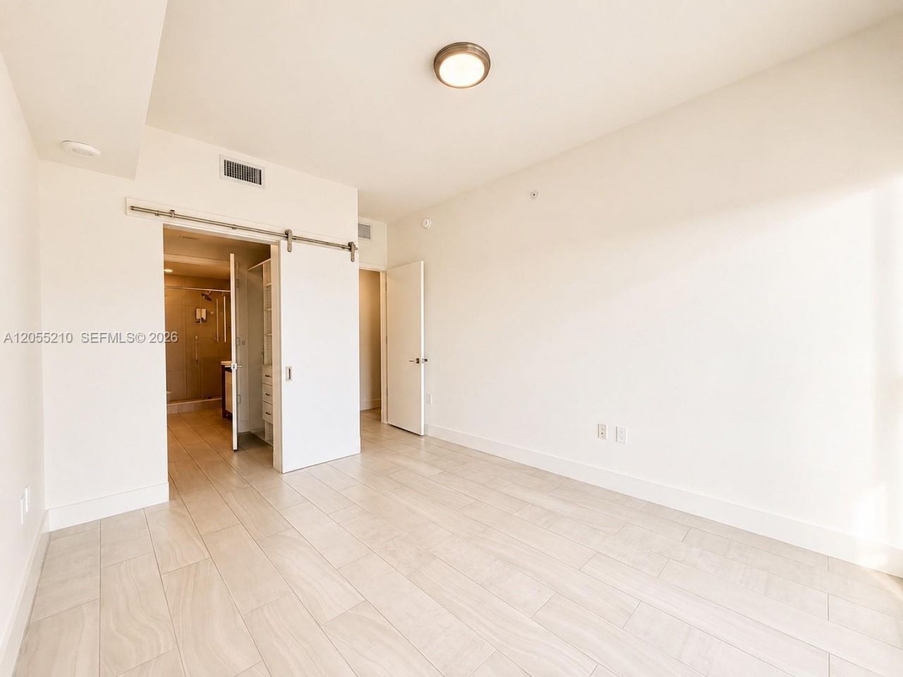 2000 Metropica Way , Unit 2208, Sunrise, FL 33323 Photo