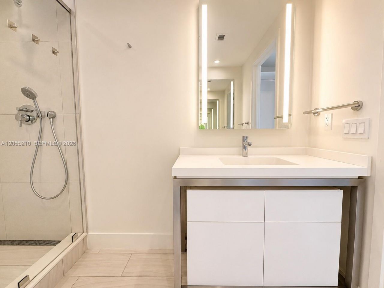 2000 Metropica Way , Unit 2208, Sunrise, FL 33323 Photo